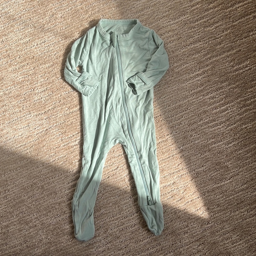 Kyte Baby Onesie in color Sage